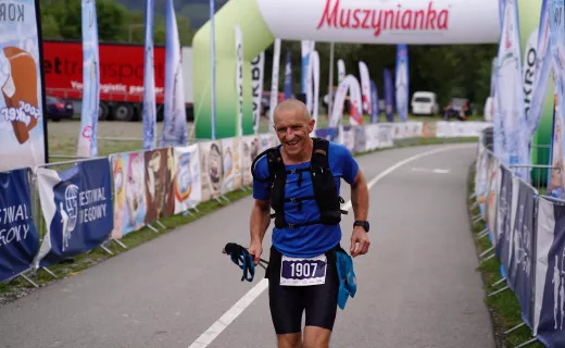 Jest zwycięzca Biegu 7 Dolin na 100 km! Dotarł do mety ze świetnym czasem [WIDEO] - 99